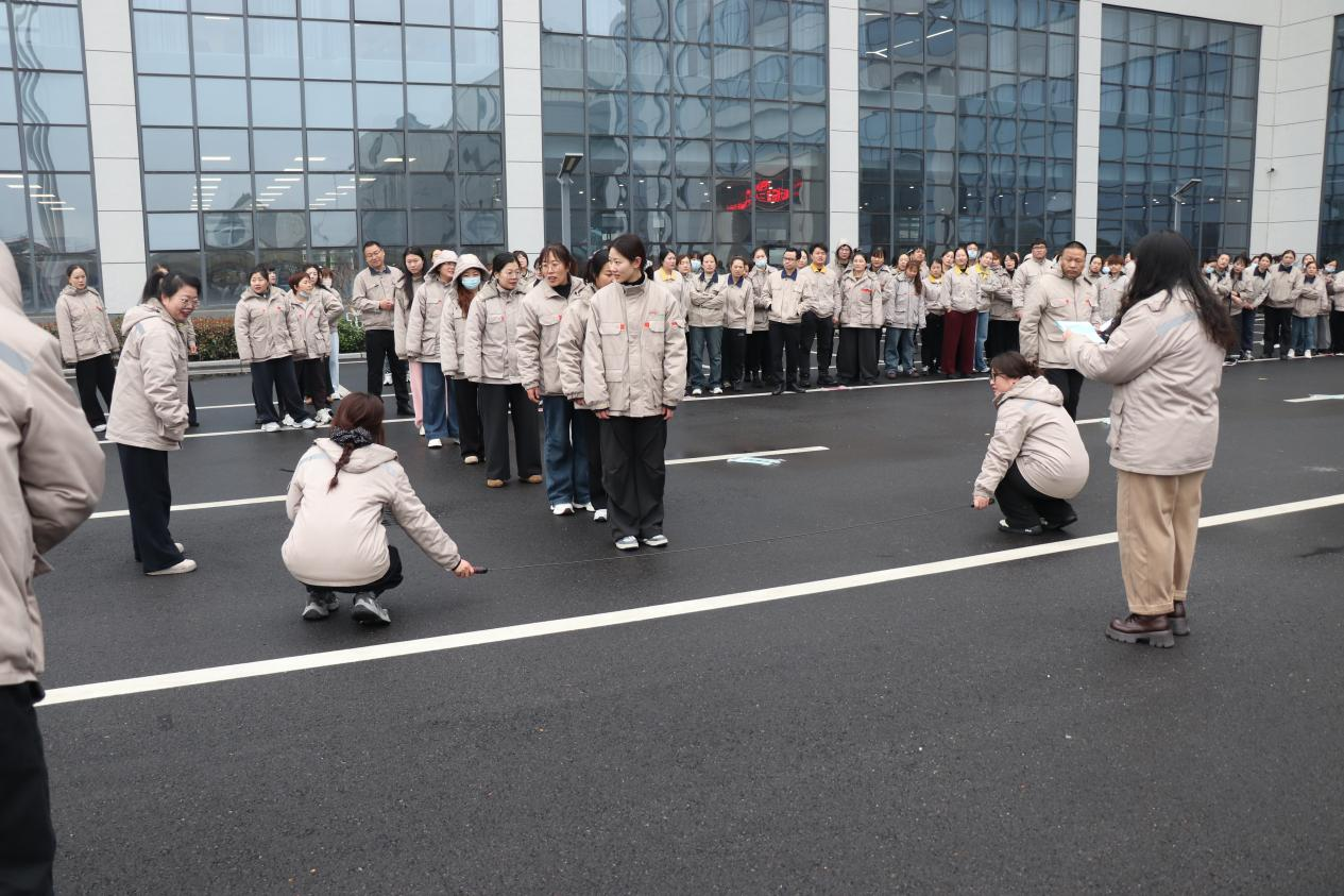 巾帼展风采，活力暖人心